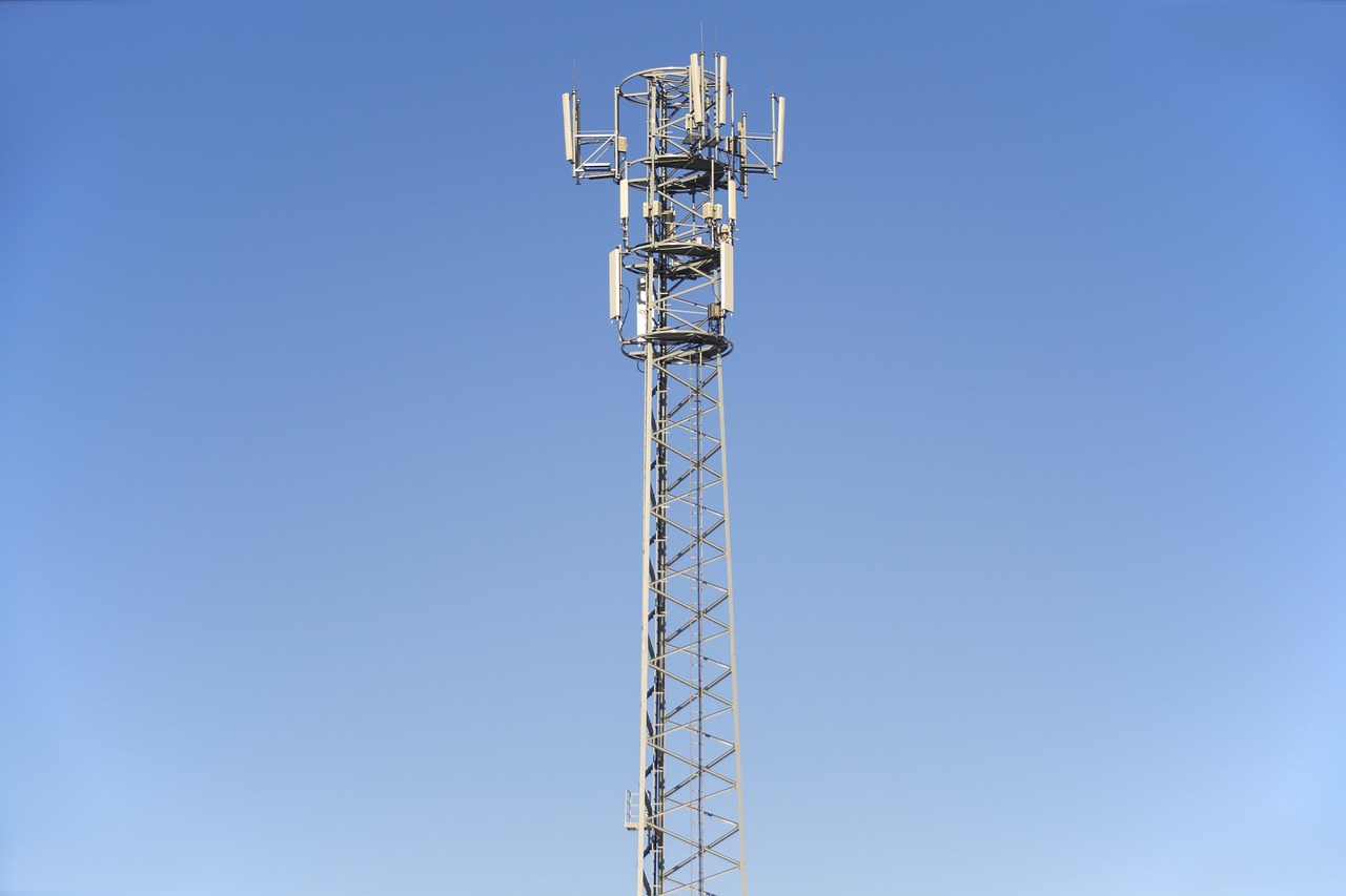 Ce poate face un microfon de filaj cu conectare GSM in utilizarea zilnica
