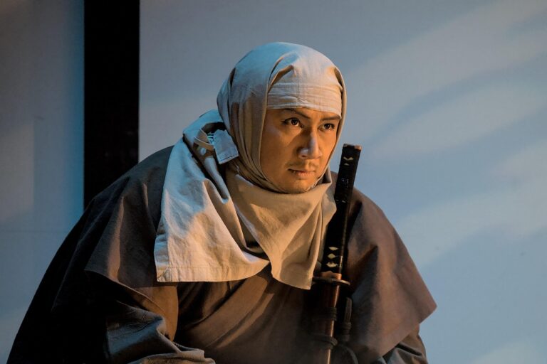 las fierbinti actori secundari